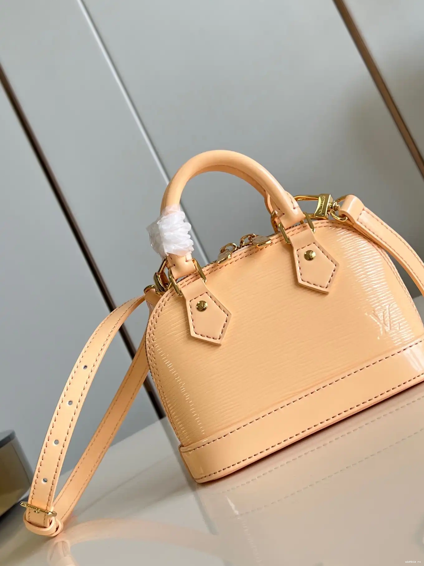 WIS VUITTON Nano LOUIS Alma-18*12*8cm 0427